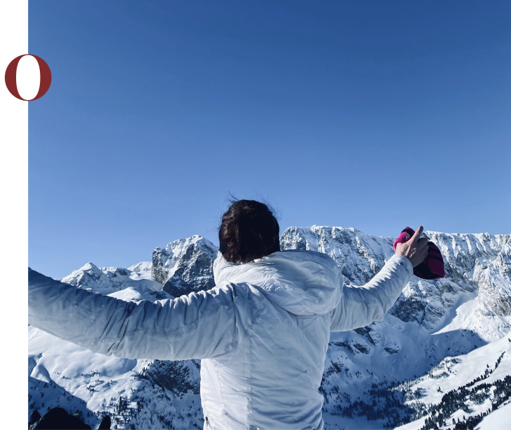 Rifugio Molignon Alpe di Siusi | Paradiso invernale altoatesino: Alpe di Siusi e le imponenti cime La foto mostra Meggi in inverno. Sullo sfondo si vedono le Dolomiti.